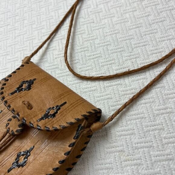 Vintage Handmade Native American BOHO Crossbody Bag Purse Leather Western Countr - Picture 5 of 14